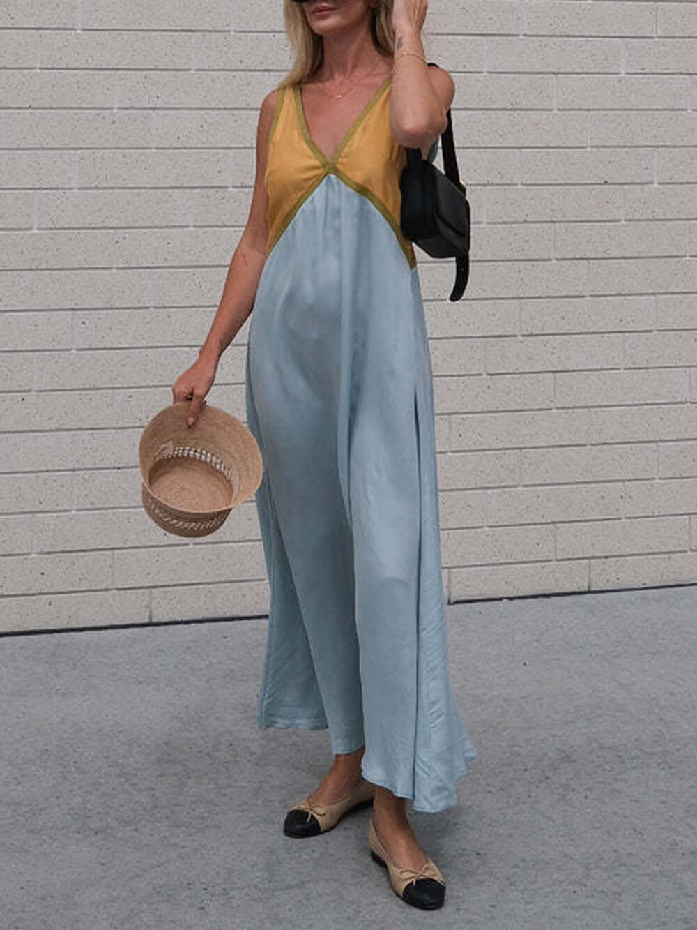 Fashion V-Neck Sleeveless Colorblock Flared Dress