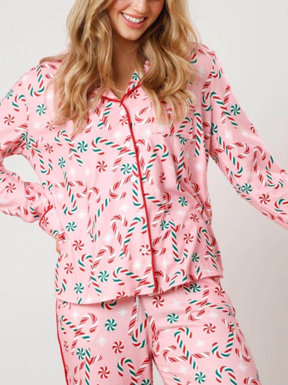 Santa Snowflake Print Pajama Set