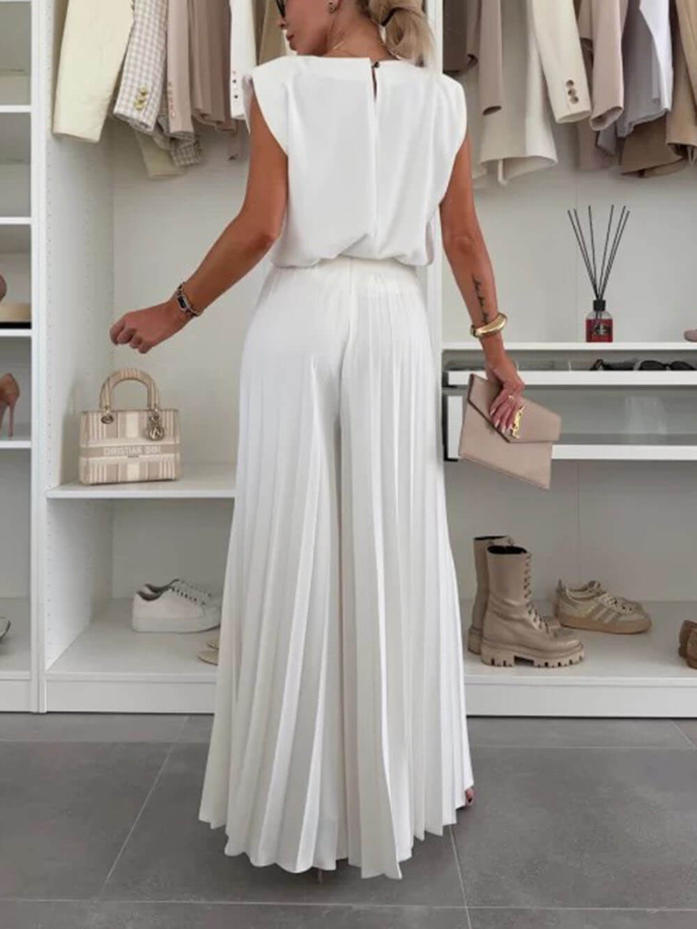 Padded Shoulder Round Neck Top
