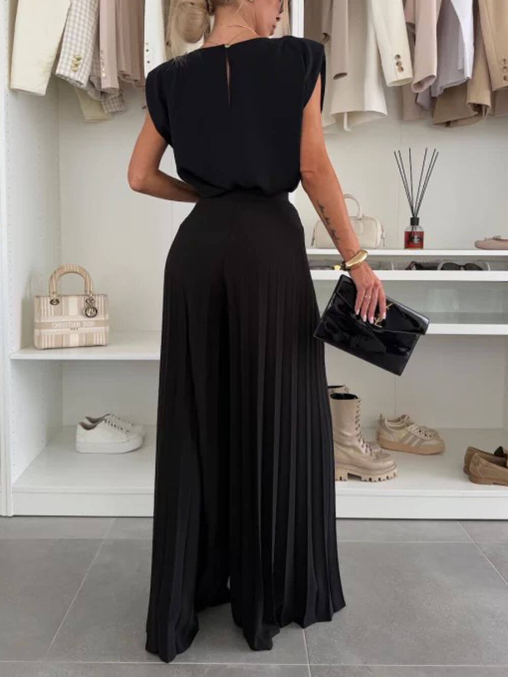 Padded Shoulder Round Neck Top