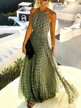 Round Neck Sleeveless Pleated Floral Dress