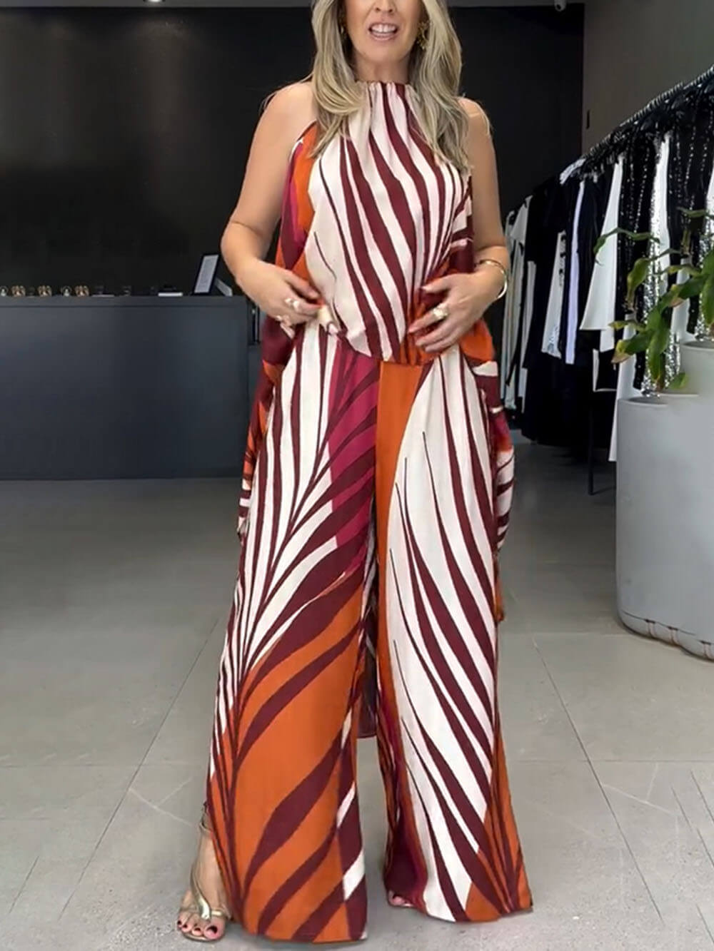 Placement Print Sleeveless Top Set