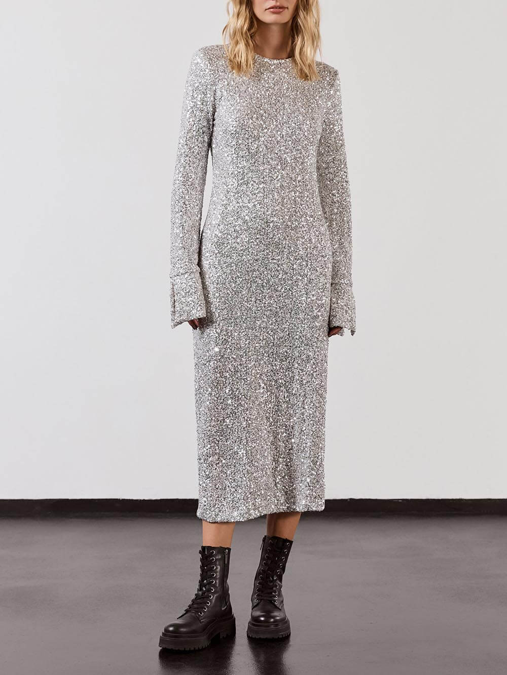 Sequin Sparkly Nights Long Sleeve Open Back Loose Dress