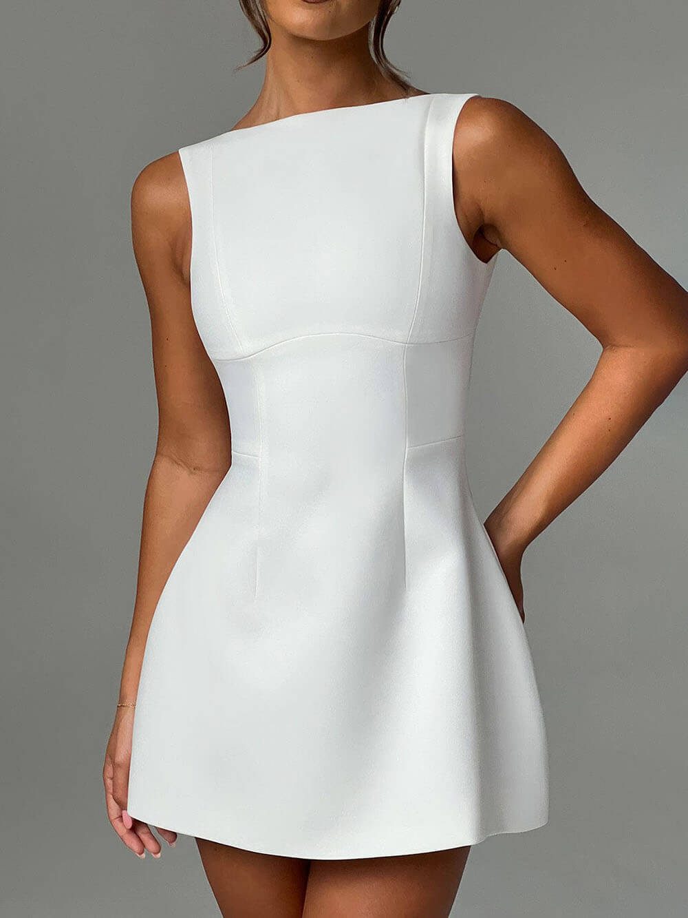 Chic Backless Sleeveless Fitted Dress