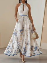 Digital Print Pleated V-Neck Sleeveless Maxi Dress