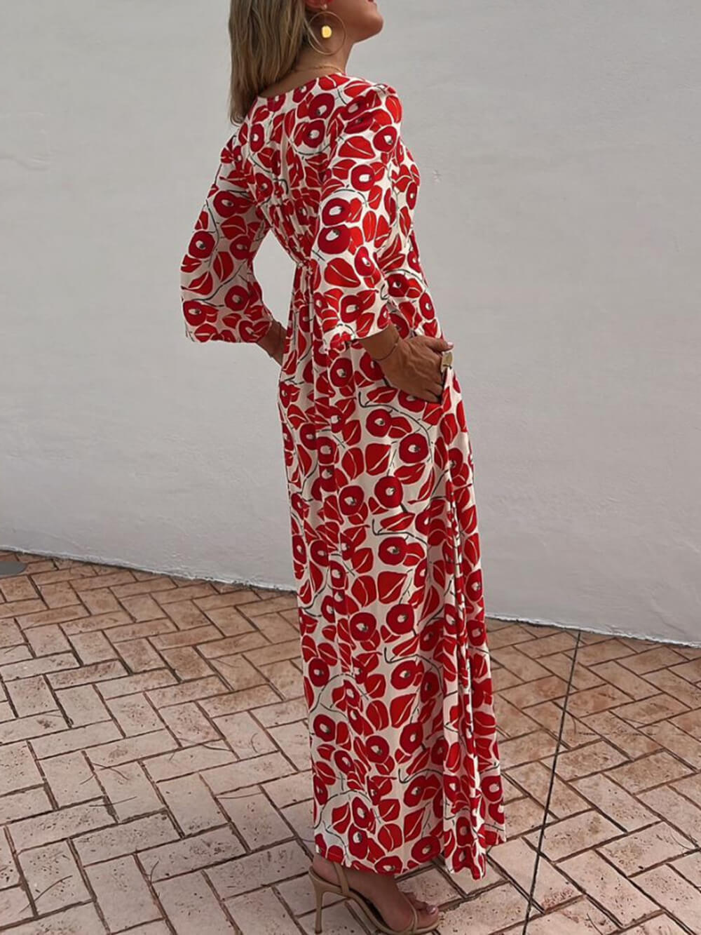 Elegant Off-Shoulder Pocket Dress