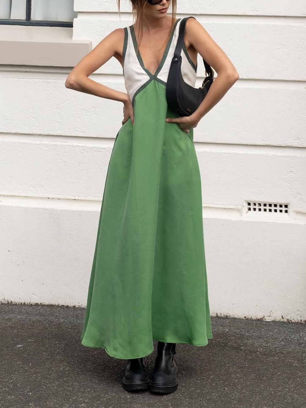 Fashion V-Neck Sleeveless Colorblock Flared Dress