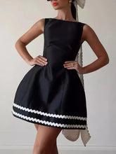 Sleeveless Backless Contrast Color Little Black Dress