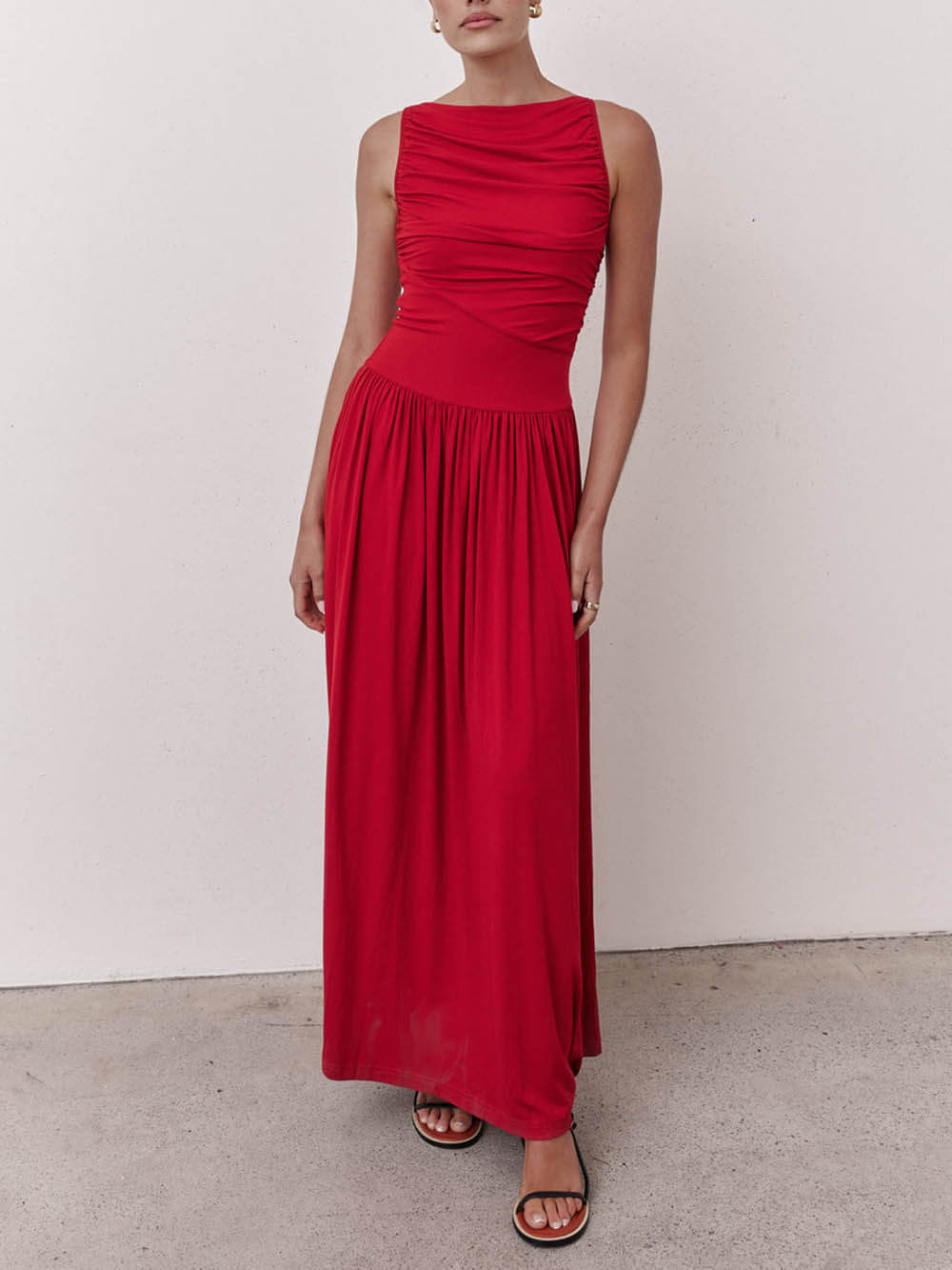 Elegant Fitted Pleated Dress