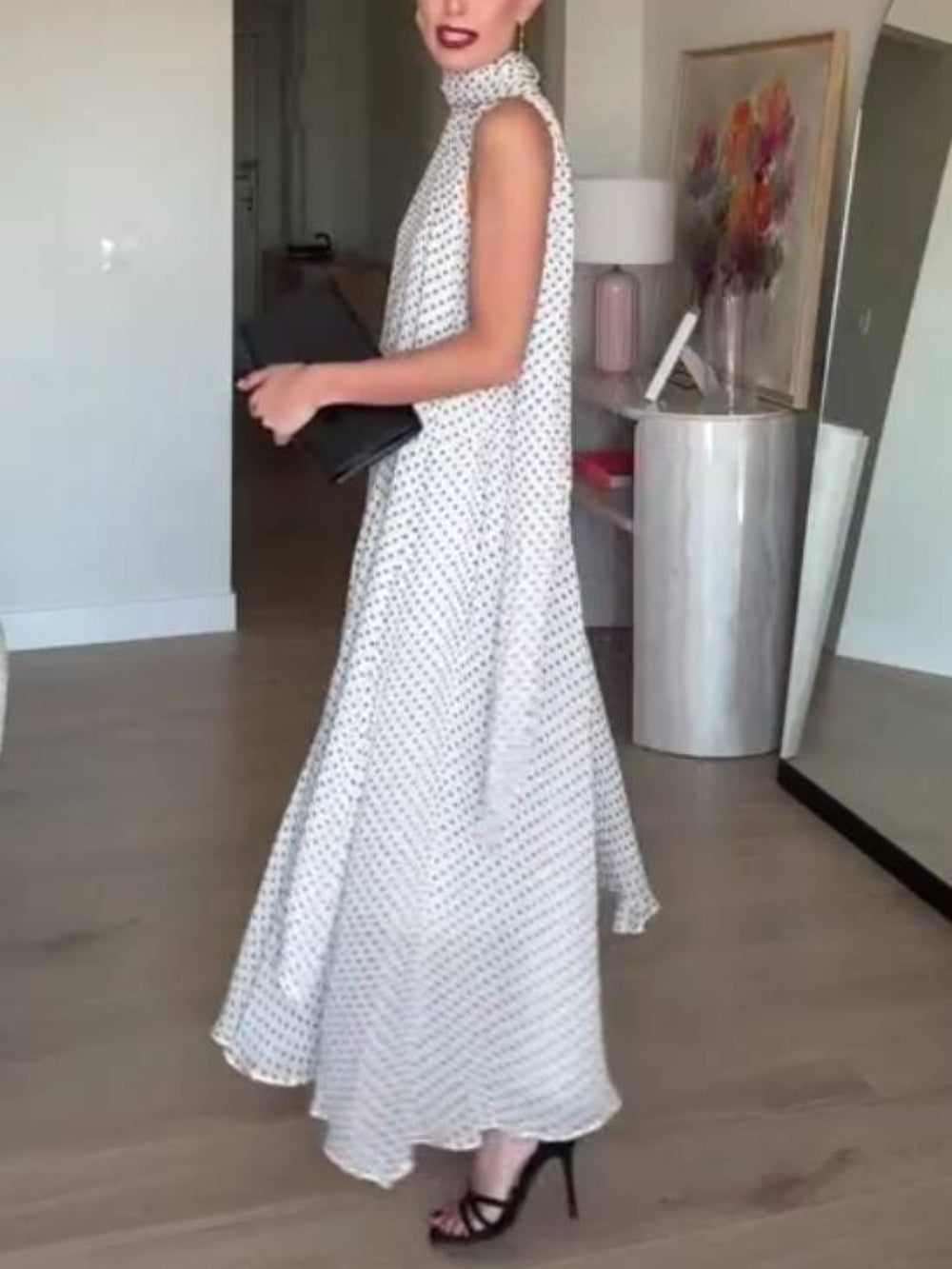 Sexy Sleeveless Polka Dot Halter Neck Dress