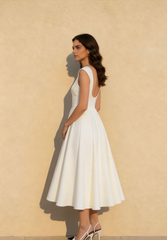 Minimalist Solid Backless Swing Midi Dress