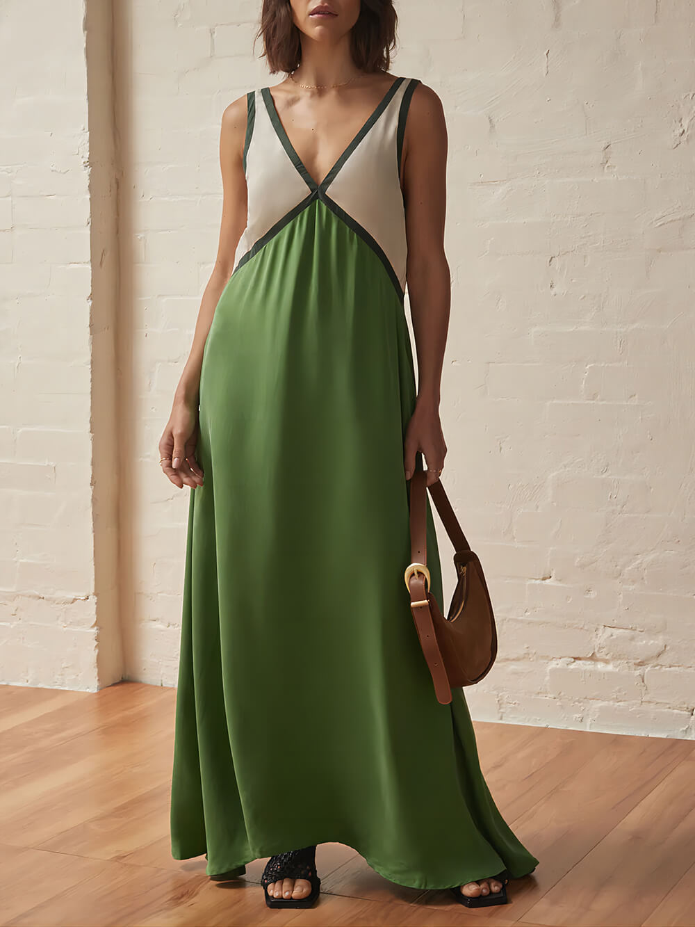 Fashion V-Neck Sleeveless Colorblock Flared Dress