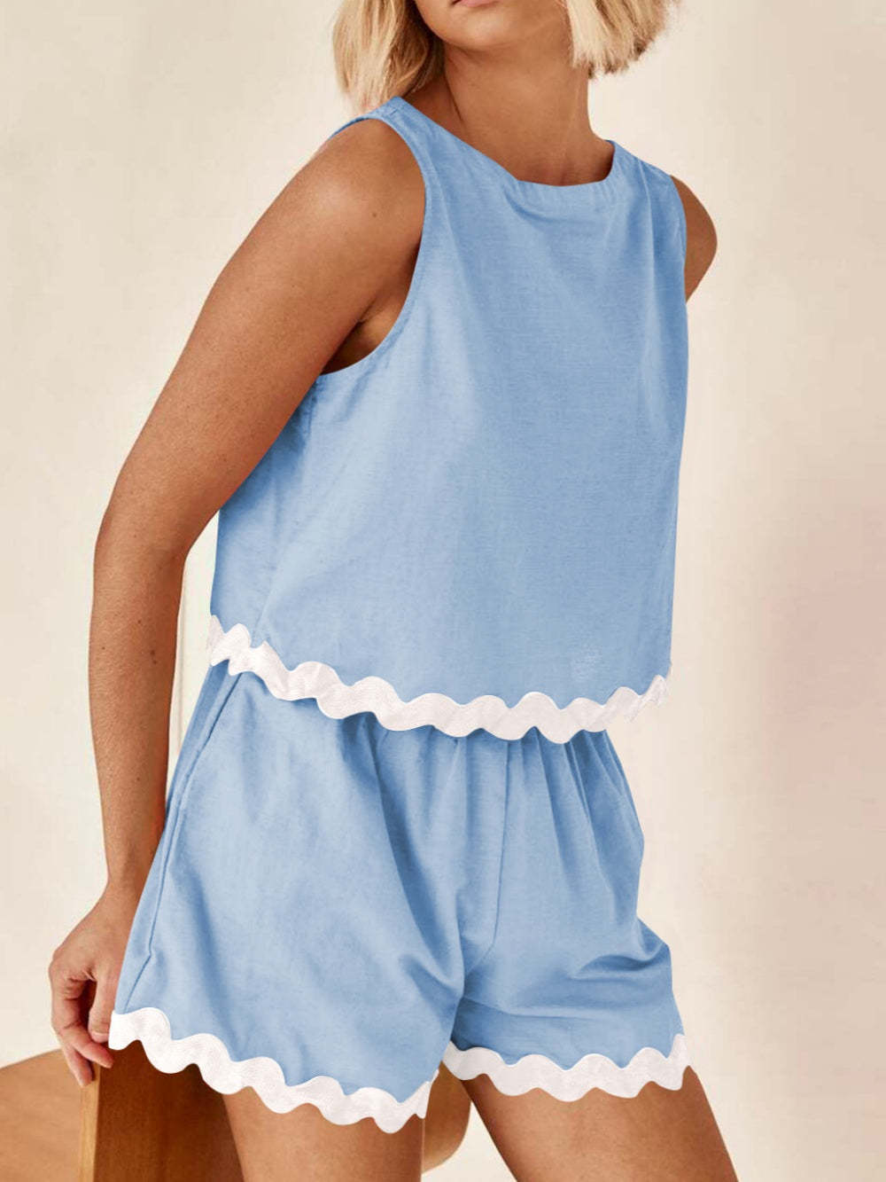 Casual Sleeveless Two Piece Outfit