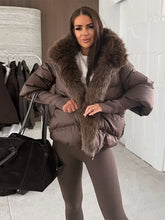 Short Cotton Coat with Fur Collar