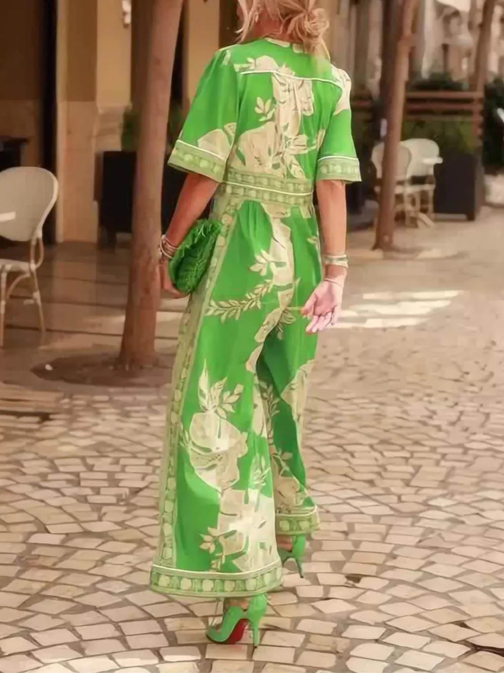 Floral Print V-Neck Short Sleeve Jumpsuit