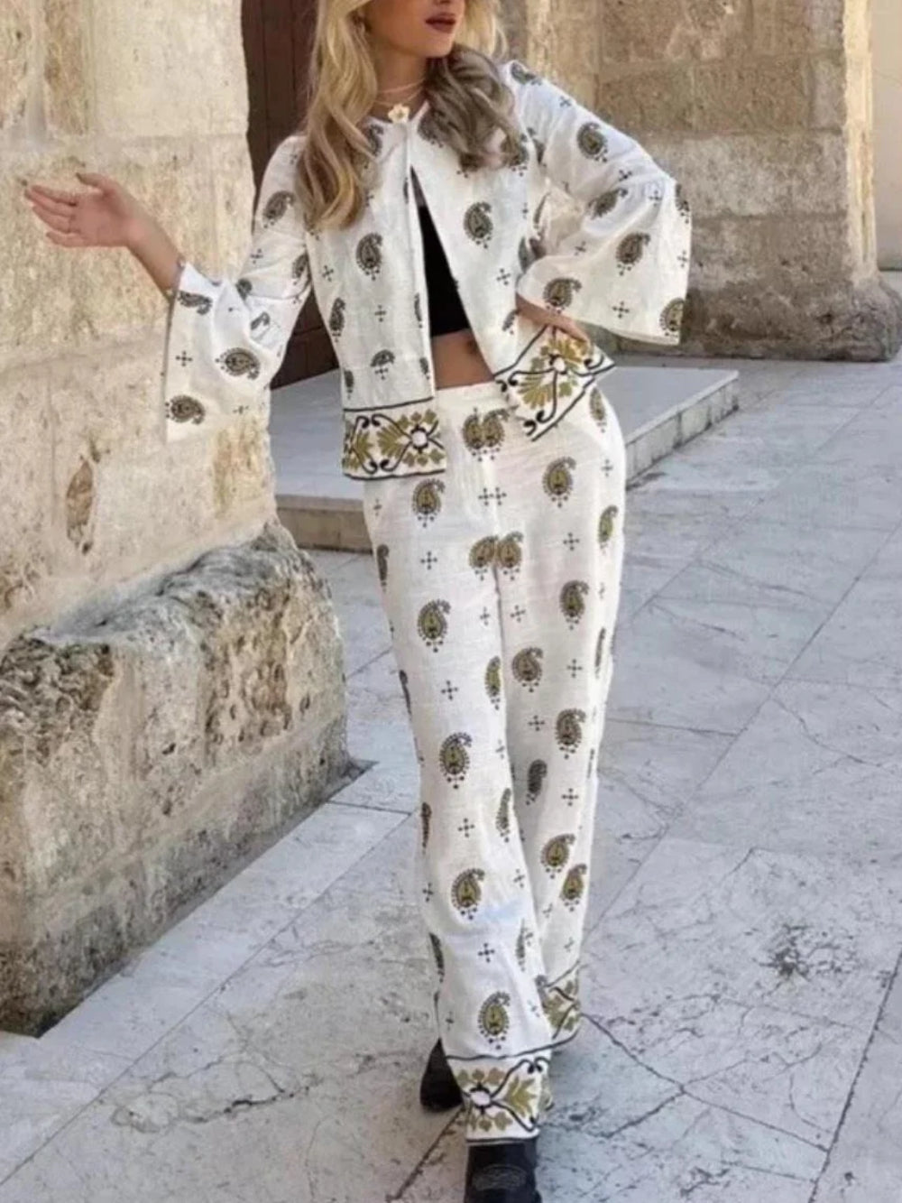 Printed Trumpet Sleeve Loose Shirt