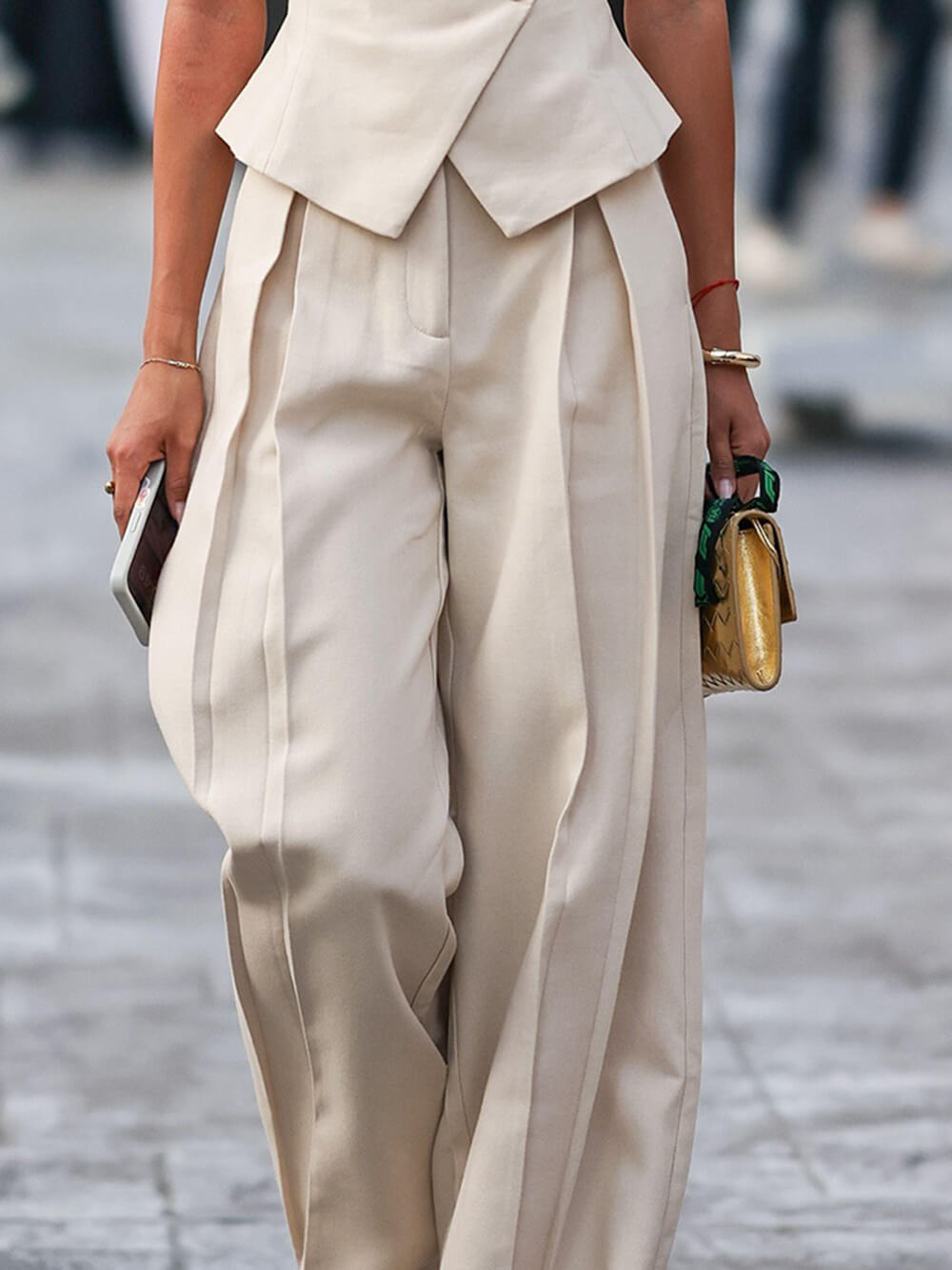 Sleeveless Collared Cinched Set