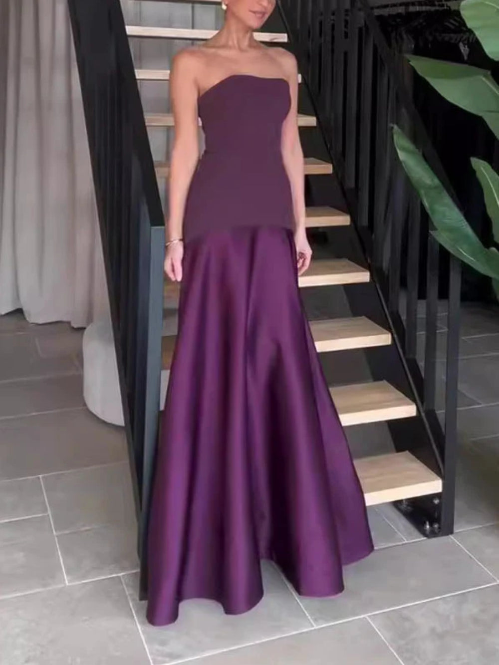 Strapless Sleeveless Fitted Solid Dress