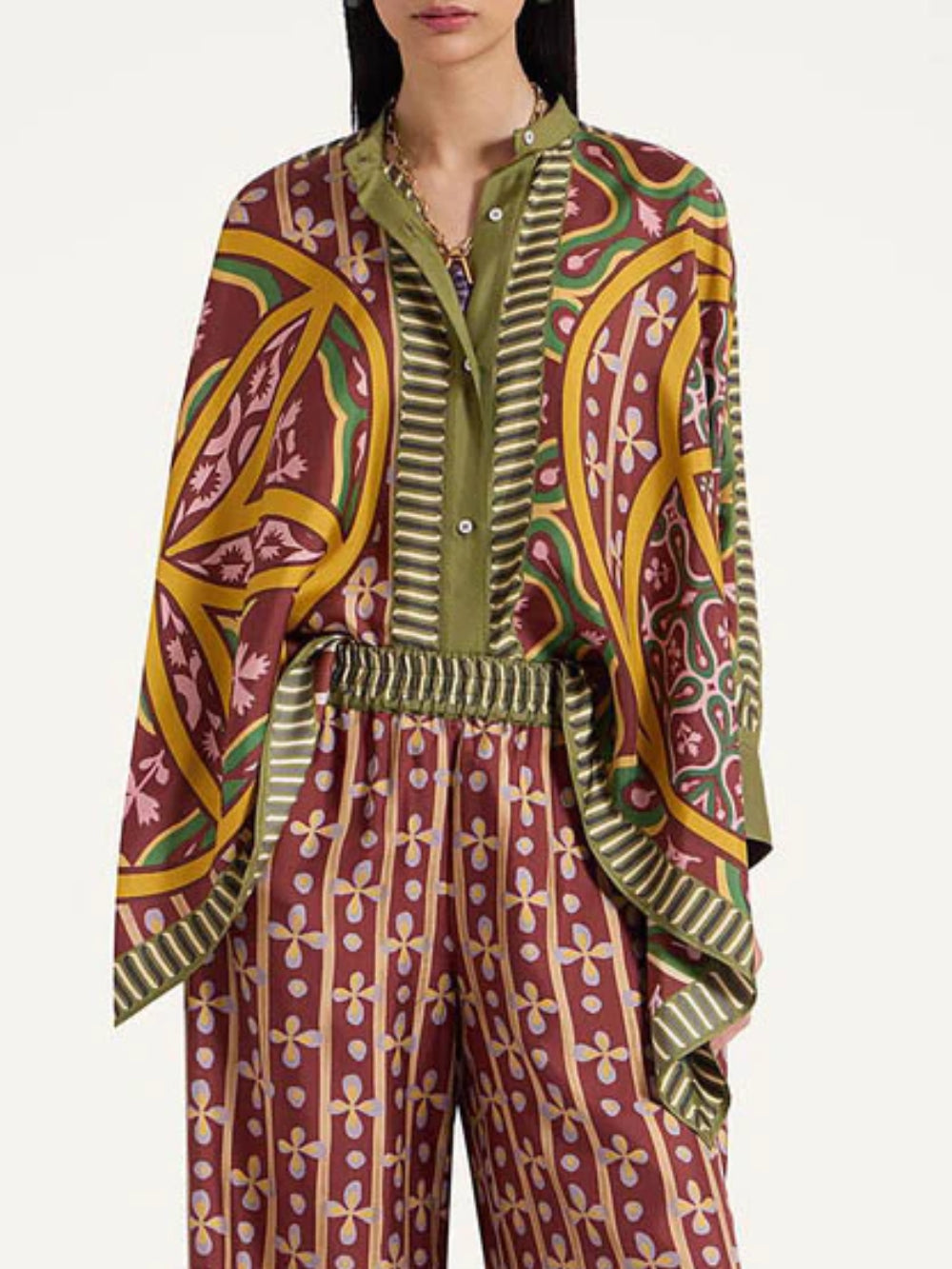 Retro Print Batwing Sleeve Shirt