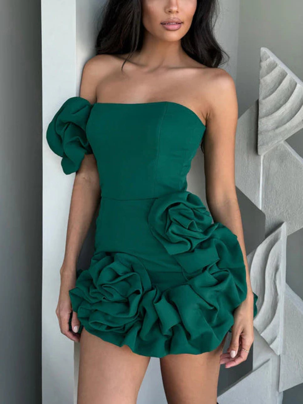 Elegant Ruffled Bodycon Mini Dress