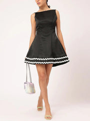 Sleeveless Backless Contrast Color Little Black Dress