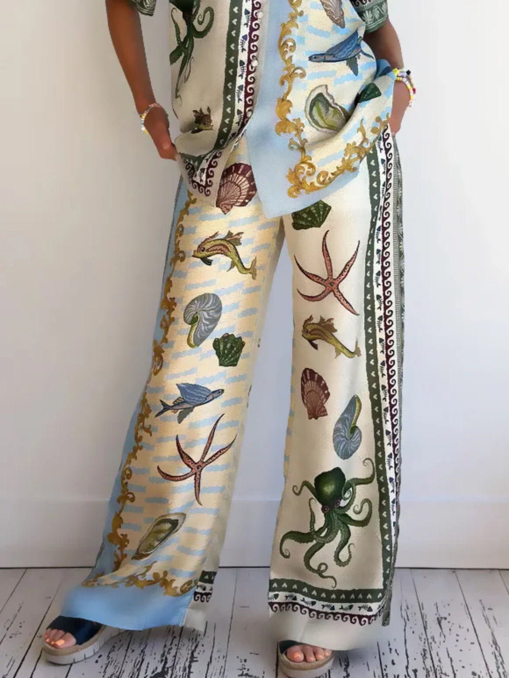 Loose Fit Deep Sea Floral Pants