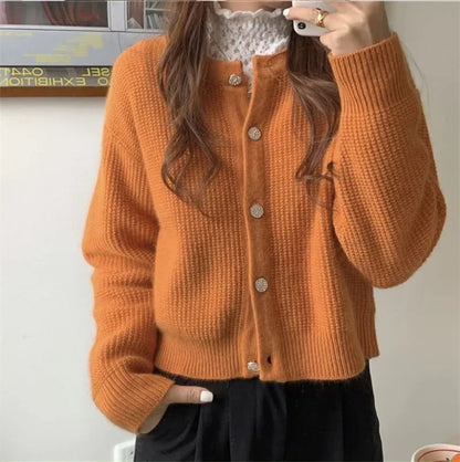 Long Sleeve Single-Breasted Knit Top