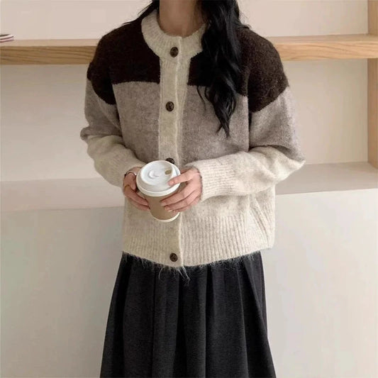 Contrast Color Knit Cardigan