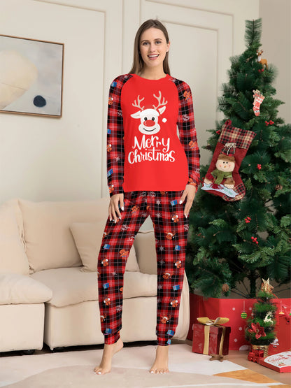 Reindeer "Merry Christmas" Print Pajama Set