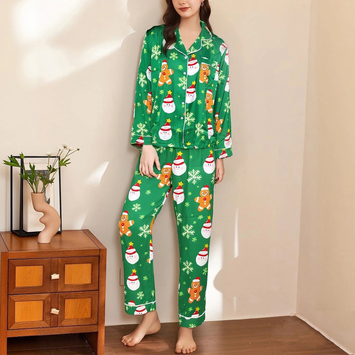 Cartoon Print Christmas Pajama Set