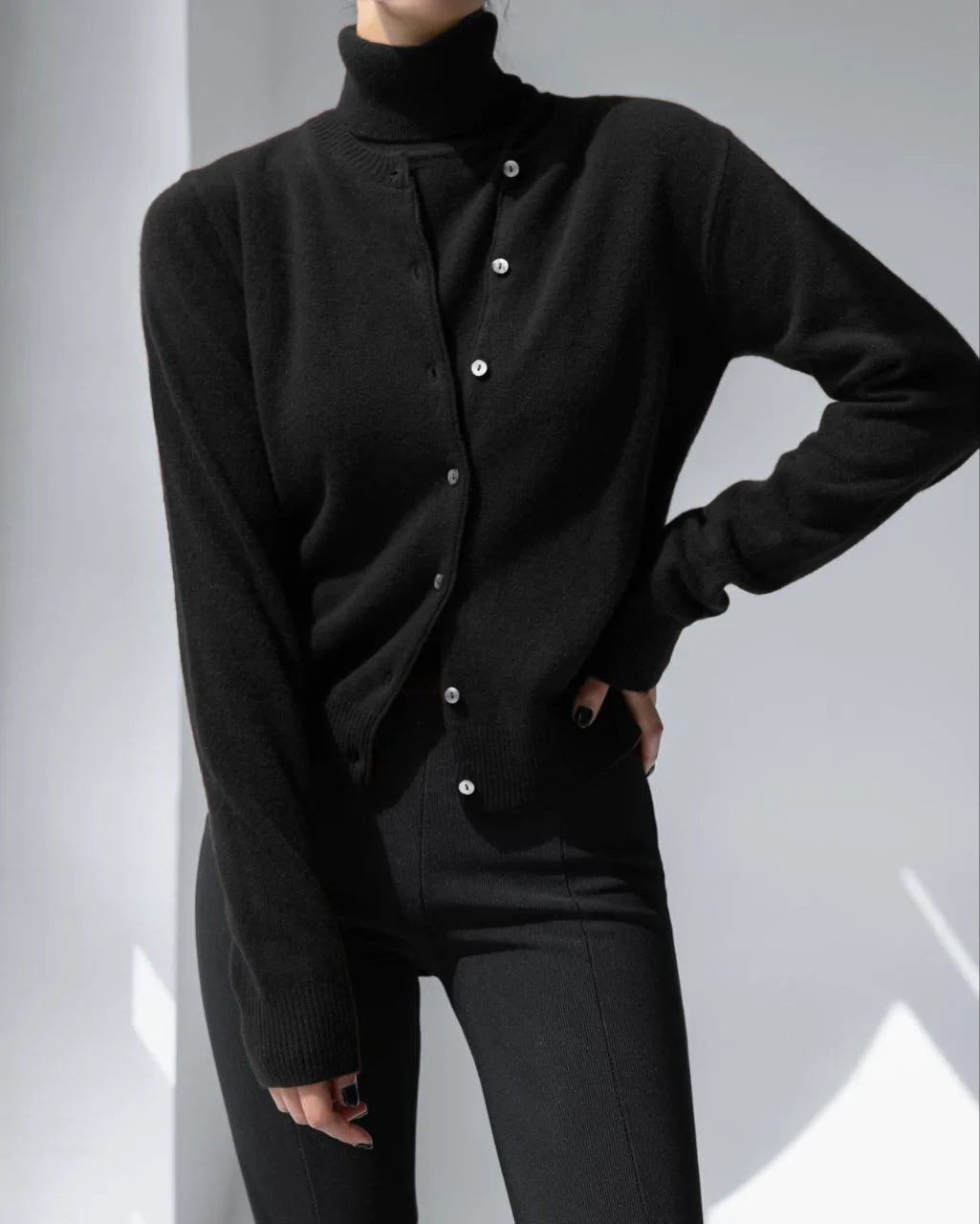 O-Neck Single-Breasted Knit Cardigan