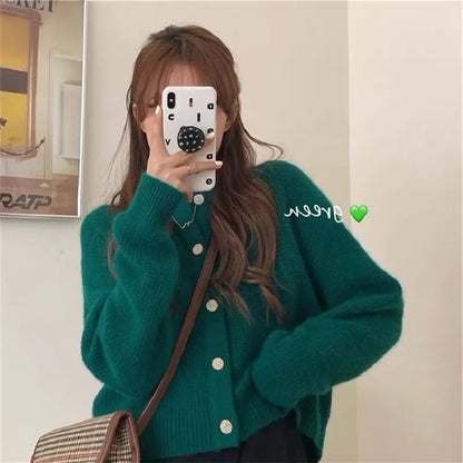 Long Sleeve Single-Breasted Knit Top