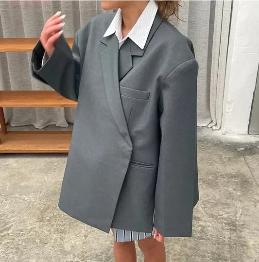 Hidden Buckle Side Slit Blazer