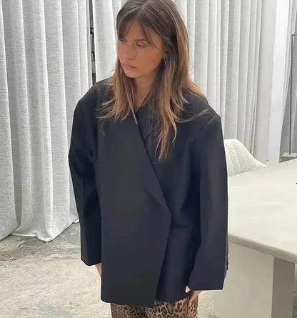 Hidden Buckle Side Slit Blazer