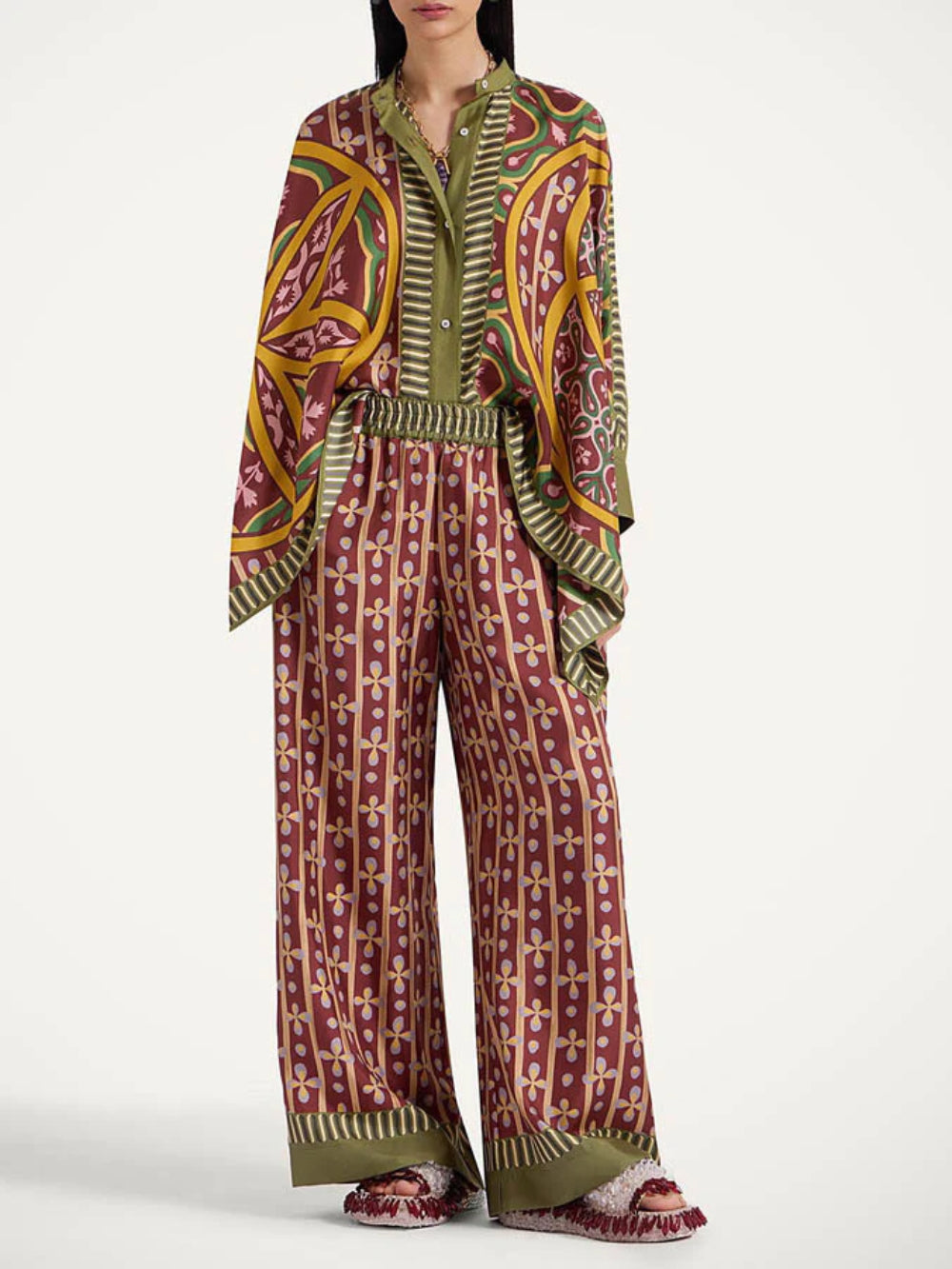 Retro Print Batwing Sleeve Shirt