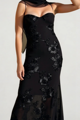 3D Applique Bone Pad Tie Back Solid Prom Dress